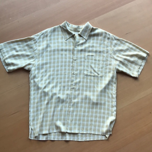 Men’s button down short sleeve shirt - Picture 7 of 7